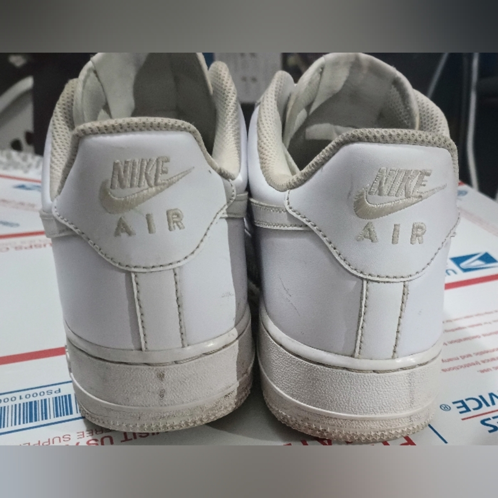 ‼️ SOLD ‼️Nike Air Force 1 '07 Men's 9 White Pre-owned - Picture 5 of 7